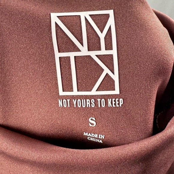 NWT Not Yours To Keep Julia Crop Top in Mocha Size Small - Picture 9 of 10